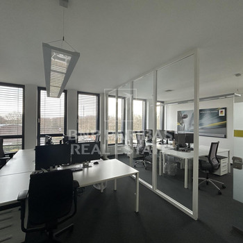 BNPP RE - Lichtdurchflutete und moderne Büroflächen im OfficePark Rheinlanddamm