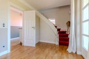 FAMILIEN(T)RAUM ZUM WOHLFÜHLEN-Charmante Altbau-Villa mit dem gewissen Flair in idyllischer Umgebung – Die vollständige Adresse der Immobilie erhältst du vom Anbieter., 22607 Groß Flottbek, Hamburg – Vorschaubild 14