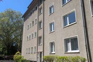 Provisions- und bezugsfrei: Attraktive 3-Zimmerwohnung mit Balkon in Bestlage von Nippes  – Die vollständige Adresse der Immobilie erhältst du vom Anbieter., 50733 Nippes (Ortsteil), Köln – Vorschaubild 2