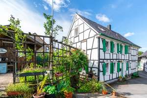 Handwerker gesucht. Zweifamilienhaus mit Potenzial in idyllischer Hofschaft – Die vollständige Adresse der Immobilie erhältst du vom Anbieter., 42657 Burg/Höhscheid, Solingen – Vorschaubild 18