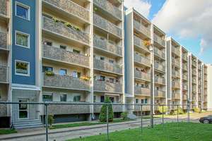 Schönes Zuhause in ruhiger Lage - einziehen+wohlfühlen – Schönaer Str. 42, 1259 Großzschachwitz, Dresden – Vorschaubild 1