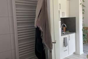 Exclusive voll möbilierte 1-Zimmer Wohnung, Balkon  Nähe Bhf Oberhausen f. Münchenpendler geeignet – Höchstetter Straße 20 b, 86154 Links der Wertach-Süd, Augsburg – Vorschaubild 4