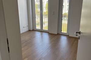 3-Zimmer-Wohnung mit Loggia und Aufzug in neuwertigem Zustand in München-Freimann – Admiralbogen 86, 80939 Freimann, München – Vorschaubild 14