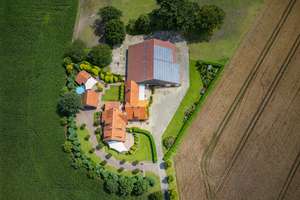 Pferdegerecht und repräsentativ: Hofstelle mit 2 Wohnhäusern und großem Flächenensemble nahe Meppen! – Die vollständige Adresse der Immobilie erhältst du vom Anbieter., 49716 Meppen – Vorschaubild 9