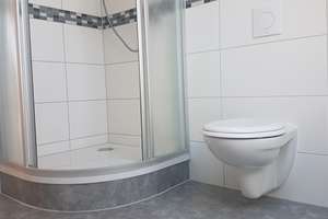 Hochwertig sanierte Zwei-Zimmer-Dachgeschosswohnung in zentraler Lage – Bahnhofstr. 24c, 6406 Bernburg (Saale) – Vorschaubild 4