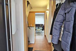 Tolles Reihenmittelhaus ohne Garage oder AAP im Freien sucht neuen Eigentümer!! – Die vollständige Adresse der Immobilie erhältst du vom Anbieter., 72760 Reutlingen-Mitte, Reutlingen – Vorschaubild 2