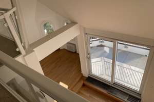  2,5 Zimmer Dachgeschoss Wohnung mit Dachterrasse in München-Solln (am Isar-Hochufer) – Heilmannstr. 31B, 81479 Thalkirchen, München – Vorschaubild 2