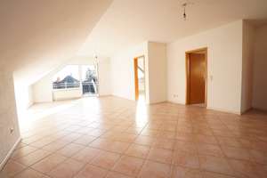 3-Zimmer-Wohnung im Dachgeschoss mit Balkon und Blick in den Odenwald – Katharinenstraße 9, 64297 Eberstadt, Darmstadt – Vorschaubild 10
