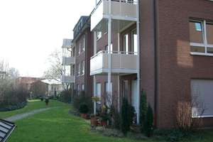 Attraktive 2-Zimmer-Dachgeschosswohnung mit Balkon und Aufzug im Duisburger Süden – Beim Knevelshof 39, 47249 Wanheim-Angerhausen, Duisburg – Vorschaubild 2