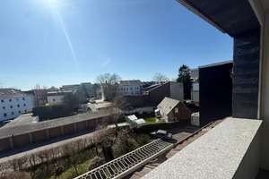 Schöne 2-Zimmer-Dachgeschosswohnung mit Loggia in Solingen – Die vollständige Adresse der Immobilie erhältst du vom Anbieter., 42697 Ohligs/Aufderhöhe/Merscheid, Solingen – Vorschaubild 5