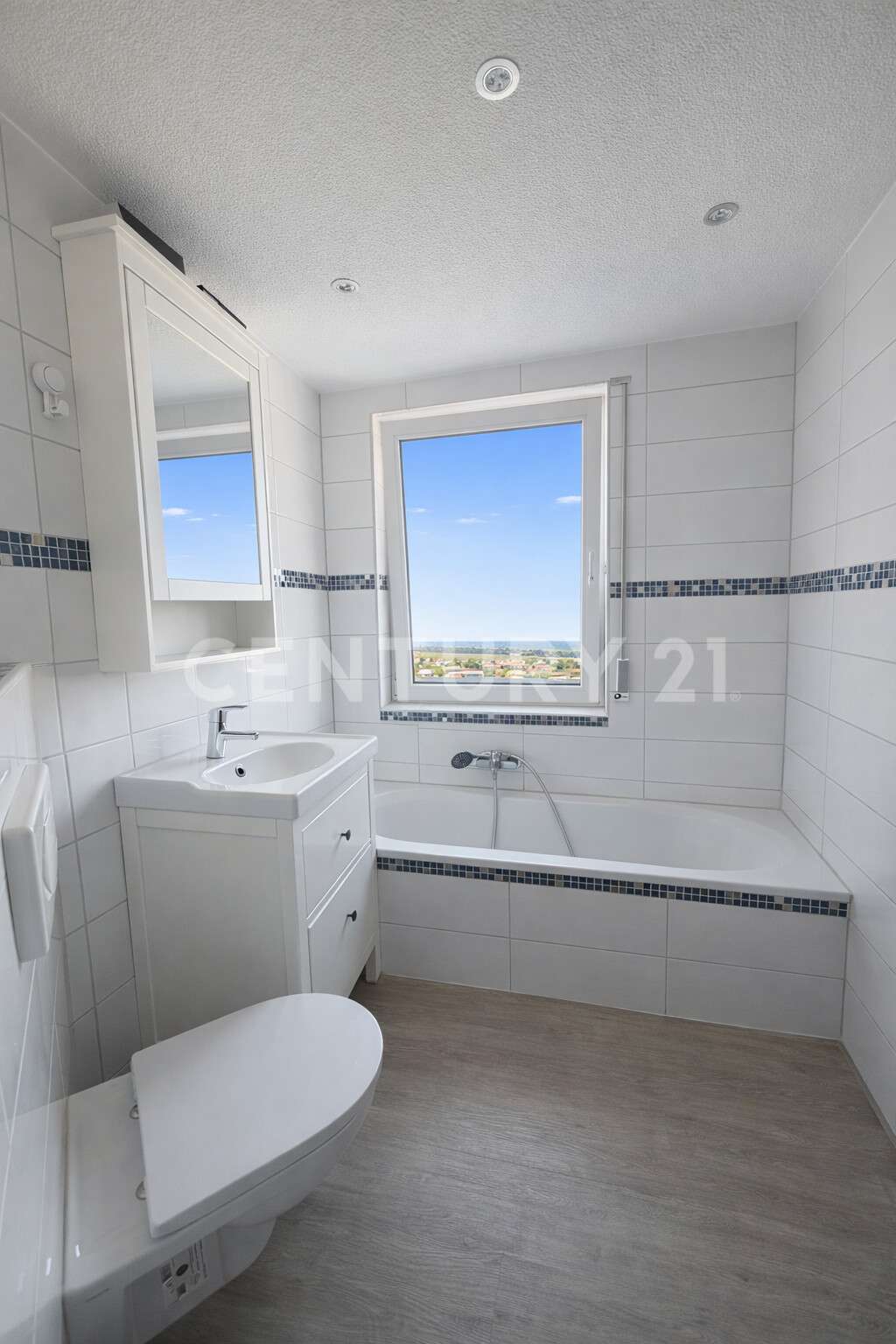 Immobilie in Ummendorf - Einziehen & wohlfühlen inkl. Wintergarten - Bild 0