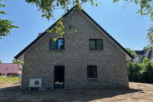 Energieeffiziente Doppelhaushälfte in ruhiger, strandnaher Lage / RECHTS – Die vollständige Adresse der Immobilie erhältst du vom Anbieter., 24398 Brodersby – Vorschaubild 6
