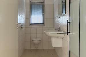 Neuwertiger Walmdachbungalow mit Apartment und Doppelgarage in Mudersbach  – Die vollständige Adresse der Immobilie erhältst du vom Anbieter., 57555 Mudersbach – Vorschaubild 14