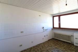 Traumhafter Alpenblick! Helle 3-Zi.-Wohnung mit Loggia & Stellplatz in Neuhausen  – Leonrodstrasse 62, 80636 Alte Kaserne, München – Vorschaubild 4