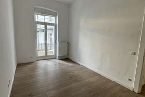 Toplage Pempelfort :freundliche 4-Zimmer-Wohnung mit Einbauküche und Balkon in Düsseldorf – Die vollständige Adresse der Immobilie erhältst du vom Anbieter., 40477 Pempelfort, Düsseldorf – Vorschaubild 6