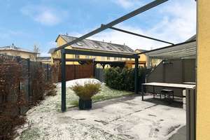 Highlight-Modernes REH mit Garten, Pool & Dachterrasse