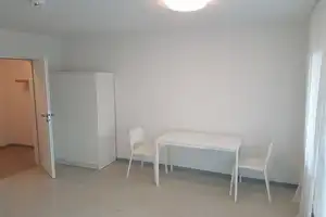 helle teilmöblierte 1-Zimmer-EG Wohnung mit großem Balkon in der Sanderau – Königsberger Straße 20, 97072 Würzburg – Vorschaubild 4