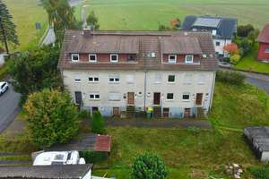 Vier Reihenhäuser mit Potenzial - Sanierungsbedürftiges Mehrfamilienobjekt! – Die vollständige Adresse der Immobilie erhältst du vom Anbieter., 63633 Birstein – Vorschaubild 3