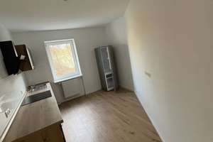Sofort bezugsfrei: Stilvoll modernisierte 2-Zimmer-Wohnung in kernsaniertem Mehrfamilienhaus  – Ackerstraße 30, 39112 Sudenburg, Magdeburg – Vorschaubild 3
