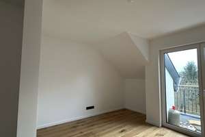 Viel Platz für Ihre Entfaltung in diesem großzügigen Einfamilienhaus in Köln-Longerich – Alexander-Petöfi-Platz 7, 50739 Longerich, Köln – Vorschaubild 13