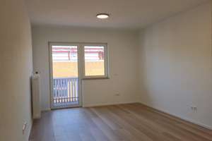 Kernsanierte 1 Zimmer Wohnung am Feuersee – Hasenbergstraße 20A, 70178 Feuersee, Stuttgart – Vorschaubild 1
