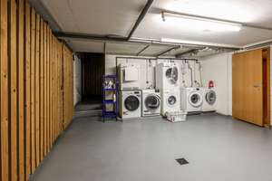 Einziehen und wohlfühlen: Attraktive Dachgeschosswohnung mit sonnigem Balkon und Tageslichtbad – 45472 Heißen, Mülheim an der Ruhr – Vorschaubild 22