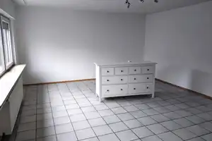 Großzügiges Einfamilienhaus mit ggf. zusätzlichem Baugrundstück, frisch renoviert, sofort verfügbar – Schartstr. 3, 52224 Aachen (Kreis) – Vorschaubild 9