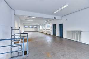 Solides Gebäude-Ensemble aus Wohnhaus und Geschäftshaus – Remscheid – Vorschaubild 10