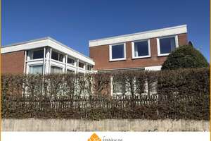 Geräumiger Winkelbungalow in Geismar   – Die vollständige Adresse der Immobilie erhältst du vom Anbieter., 37085 Oststadt, Göttingen – Vorschaubild 1