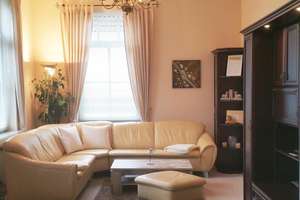 Mehrfamilienhaus in Travemünde. 200 m von der Trave entfernt. Gehobene Wohnlage. Inkl. Baugrundstück – Am Lotsenberg 11, 23570 Travemünde, Lübeck – Vorschaubild 10