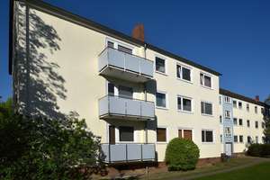 Wohnung mit Tageslichtbad // 1.OG links – Laagbergstr. 78, 38440 Hohenstein, Wolfsburg – Vorschaubild 1