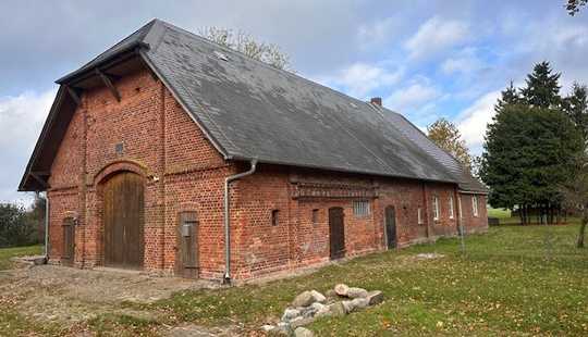 Bild von Denkmalgeschütztes Bauernhaus in Dorfrandlage