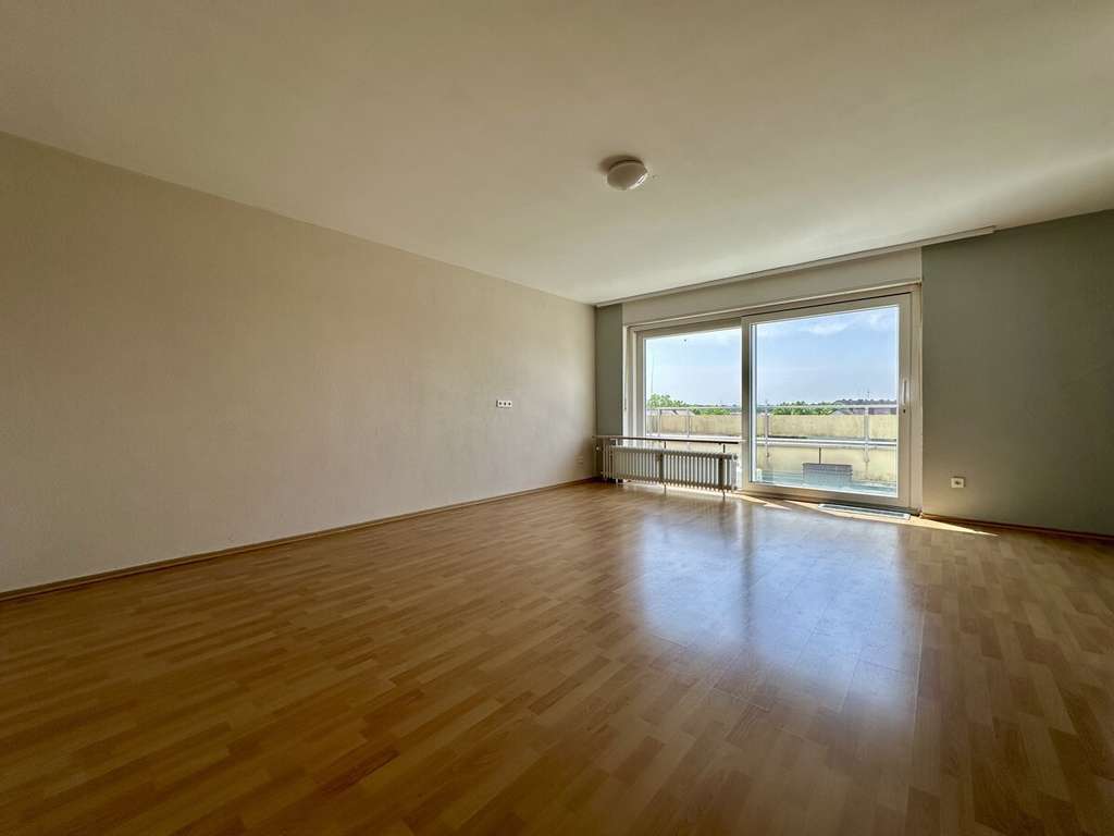 Immobilie in Germersheim - Großzügige 2-Zimmer-Wohnung mit zwei Balkonen, Stellplatz und Keller! - Bild 0