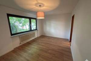 Attraktive sanierte 2,5 Zimmer im Hochparterre mit Untervermietung – Schemppstraße 36A, 70619 Riedenberg, Stuttgart – Vorschaubild 10