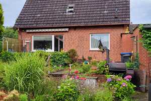 Solides Wohnhaus Bj.67 *5 Zimmer*Vollkeller*Garage – Herzogtum Lauenburg (Kreis) – Vorschaubild 1