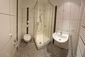 4-Zimmer-Wohnung mit 2 Bädern in bevorzugter Lage von Leverkusen-Schlebusch – Die vollständige Adresse der Immobilie erhältst du vom Anbieter., 51375 Schlebusch, Leverkusen – Vorschaubild 3