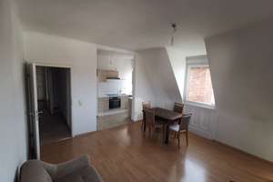 großzügige2 Zi Wohnung mit 3 Fensterseiten S-Bad Cannstatt, Teilmöbliert wenn gewünscht – Die vollständige Adresse der Immobilie erhältst du vom Anbieter., 70374 Schmidener Vorstadt, Stuttgart – Vorschaubild 6