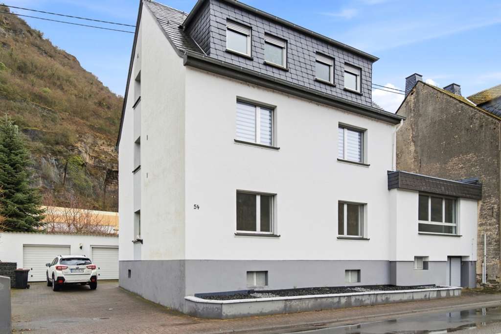 Immobilie in Kestert - ***Zwei Wohneinheiten, viele Möglichkeiten – Ihr Zuhause mit Rheinblick*** - Bild 1