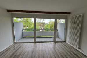 Helles 1-Zimmer-Apartment mit großem Balkon nähe Universität Saarbrücken – Beethovenstraße 49, 66125 Stadtverband Saarbrücken (Kreis) – Vorschaubild 1