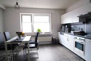 Kompakte Haushälfte mit Garten, Terrasse und Garagenstellplatz – Leer (Kreis) – Vorschaubild 3