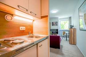 Moderne, helle, NEU renovierte, vollmöblierte Wohg. + Fahrstuhl, Zentral in Darmstadt (#3020) – Die vollständige Adresse der Immobilie erhältst du vom Anbieter., 64293 Mitte, Darmstadt – Vorschaubild 2