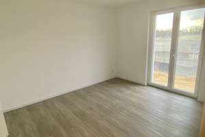 Moderne 3 Zimmer-Erdgeschosswohnung mit großer Loggia, EBK und Tiefgaragenplatz in Wob-Wendschott! – Alte Schulstr. 31 D, 38448 Wendschott, Wolfsburg – Vorschaubild 9