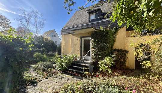 Bild von Zukunftsprojekt:
Großzügiges Areal mit vielseitigen Möglichkeiten
seitlich Biebricher Allee