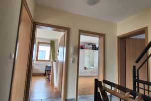 🏡 Großzügige Doppelhaushälfte in ruhiger Lage – Würzburg (Kreis) – Vorschaubild 4