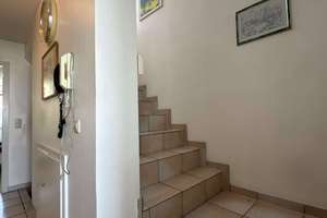 Charmante Doppelhaushälfte mit süßem Garten und Kamin in begehrter Lage. Ideal für Familien! – Die vollständige Adresse der Immobilie erhältst du vom Anbieter., 47259 Huckingen, Duisburg – Vorschaubild 10