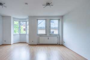 NEW *PAUL & PARTNER* GEMÜTLICHE MAISONETTE-EINHEIT MIT BALKON IN TOP LAGE ! – Die vollständige Adresse der Immobilie erhältst du vom Anbieter., 65183 Mitte, Wiesbaden – Vorschaubild 11