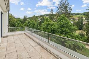 Wiesbaden-Nerotal: Exklusive 4 Zimmer-Eigentumswohnung mit Blick auf den Neroberg – Die vollständige Adresse der Immobilie erhältst du vom Anbieter., 65193 Nordost, Wiesbaden – Vorschaubild 2