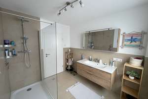 Großzügige 4,5-Zimmer-Wohnung mit Gartenanteil in Ergoldsbach – Die vollständige Adresse der Immobilie erhältst du vom Anbieter., 84061 Ergoldsbach – Vorschaubild 10