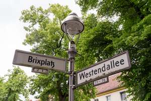 Licht. Raum. Westend. 4-Zimmer-Altbauwohnung mit Kamin auf 110qm - unvermietet & provisionsfrei – Die vollständige Adresse der Immobilie erhältst du vom Anbieter., 14052 Westend, Berlin – Vorschaubild 10