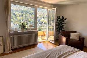 Lichtdurchflutete 4,5-Zimmerwohnung mit traumhaftem Blick ins Grüne und Südbalkon – Die vollständige Adresse der Immobilie erhältst du vom Anbieter., 69118 Ziegelhausen, Heidelberg – Vorschaubild 7